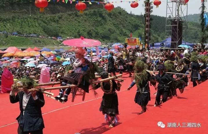 苗族的民风民俗特点介绍，苗族的民族文化以及风俗（看看这些有特色的节日）