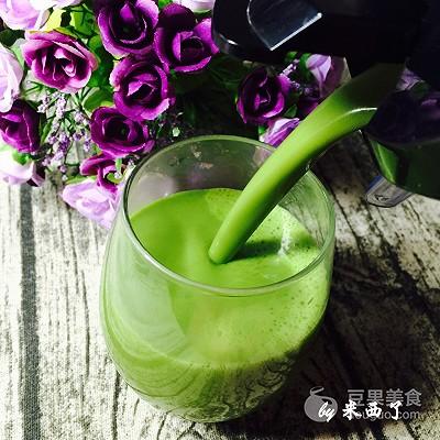 小苏打怎么祛斑，小苏打和白醋掺在一起会祛斑吗（祛斑淡斑养颜果蔬汁）