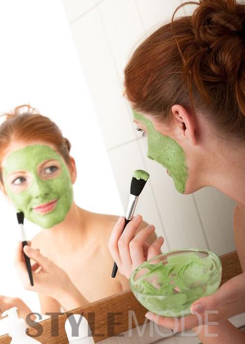 怎样自制美白面膜，怎样自制简单有效的美白面膜（10款自制面膜让你美炸天）