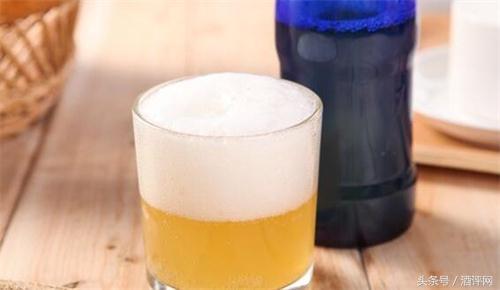 什么是纯生啤酒，什么是纯生啤酒特点是什么（白啤、黄啤、干啤、纯生、熟啤、生啤这些你能分清楚吗）