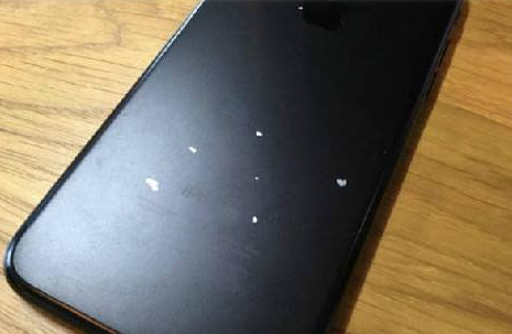 苹果13黑色边框掉漆怎么修复（iPhone掉漆修复技巧）