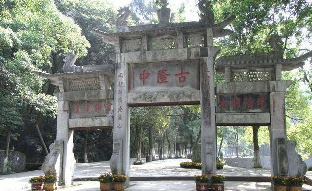 湖北襄阳旅游景点大全，襄阳有什么好玩的（湖北襄阳最著名的十大旅游景点）