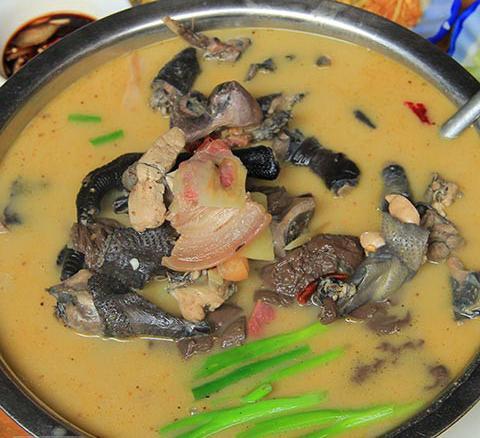 芭蕉花炖猪心的功效与作用,芭蕉花的功效(云南文山壮族的传统美食)_犇