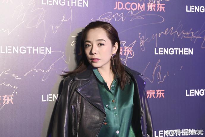 电视剧甄嬛传中敬妃的扮演者是谁，甄嬛敬妃演员（《甄嬛传》敬妃娘娘参加时装周）