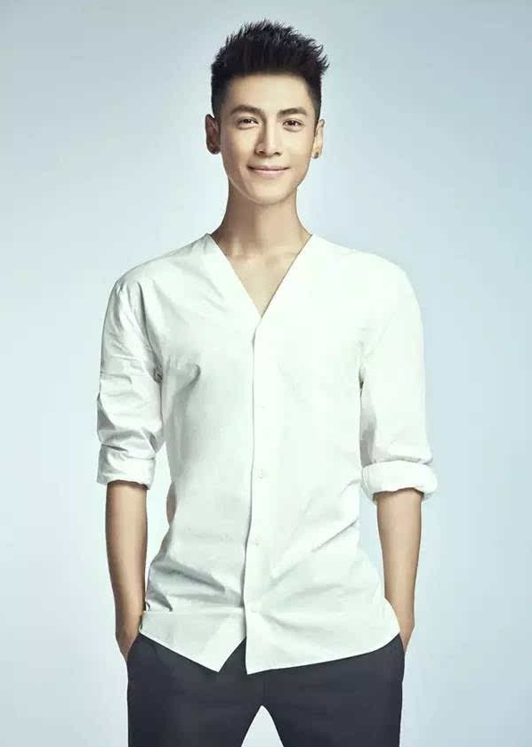 清华大学校草孔逸 颜值爆表的校草，清华大学校草孔逸（中国高校最帅十大校草排行榜）