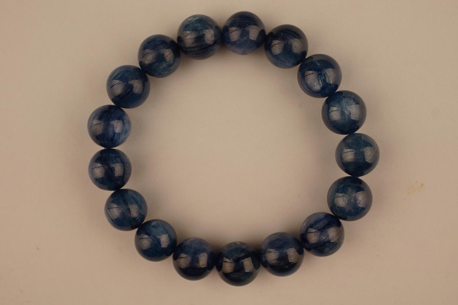 各种颜色水晶的寓意，各种各色水晶的寓意（各种预示好兆头的水晶）