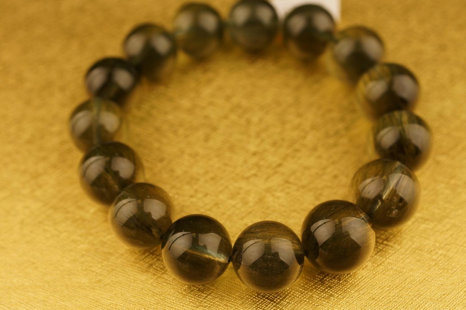 各种颜色水晶的寓意，各种各色水晶的寓意（各种预示好兆头的水晶）