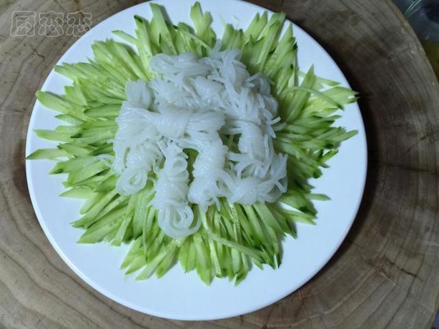 请问魔芋100克热量多少千卡，请问魔芋100克热量多少千卡呢（清新可口边吃边瘦）