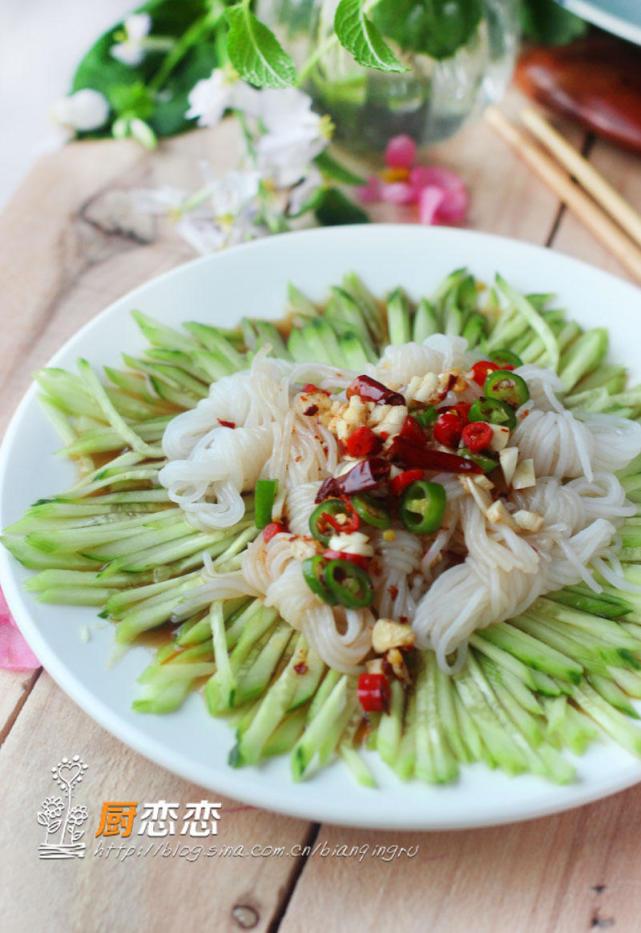 请问魔芋100克热量多少千卡，请问魔芋100克热量多少千卡呢（清新可口边吃边瘦）