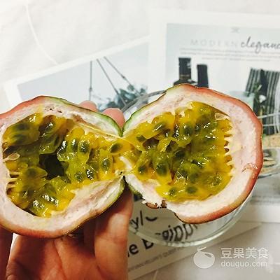 百香果蜂蜜怎么做，好喝的百香果蜂蜜水怎么做（百香果蜂蜜饮的做法）