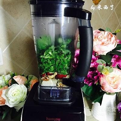 小苏打怎么祛斑，小苏打和白醋掺在一起会祛斑吗（祛斑淡斑养颜果蔬汁）