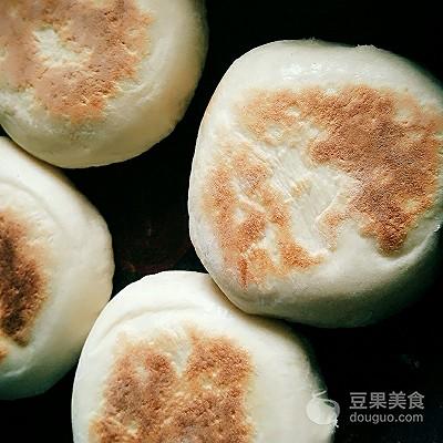 发面火烧怎么做又软又好吃，发面火烧怎么做又软又香（发面火烧的做法）