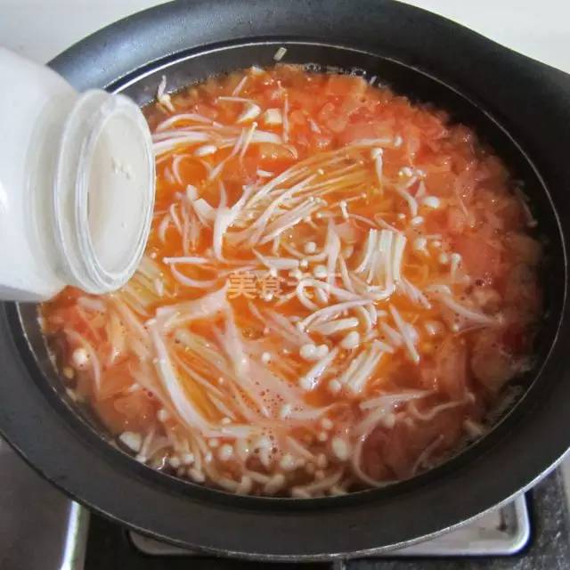 美食做法大全菜谱，美食大全菜谱做法（七种蘑菇最有营养吃法大公开）