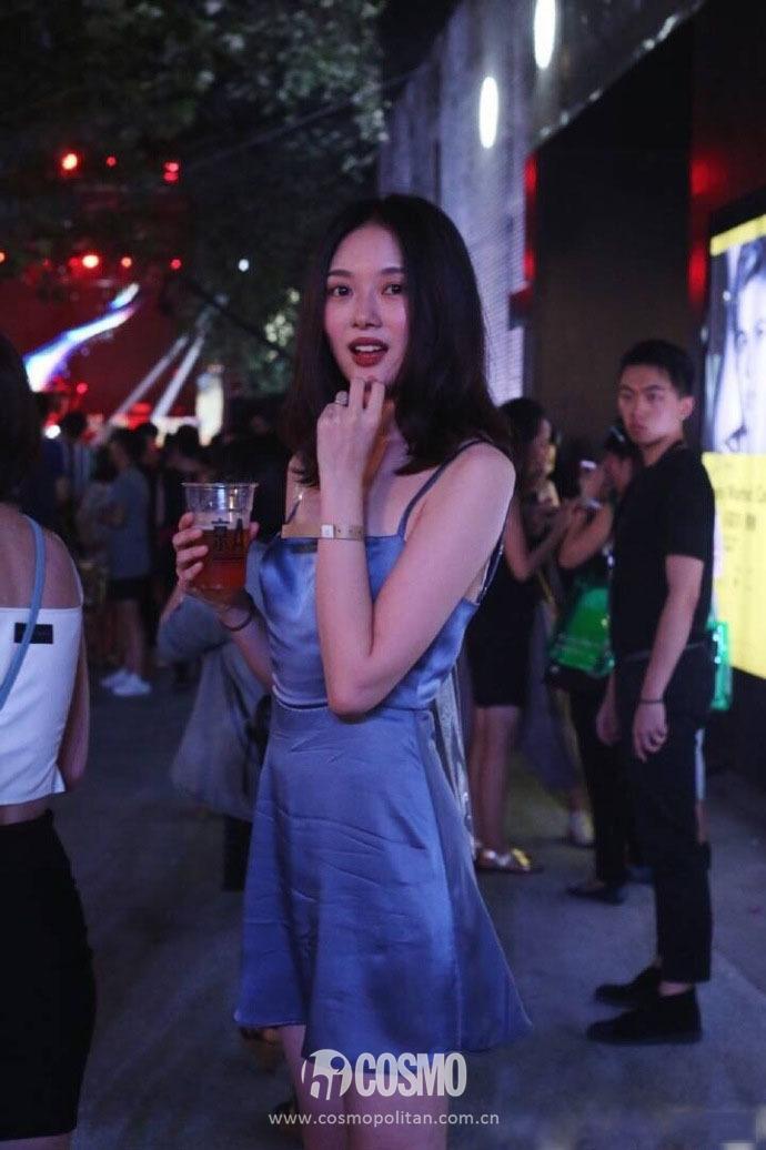 女神张辛苑，微信头像，女神张辛苑（网红五官完美凑一起咋就没明星好看呢）