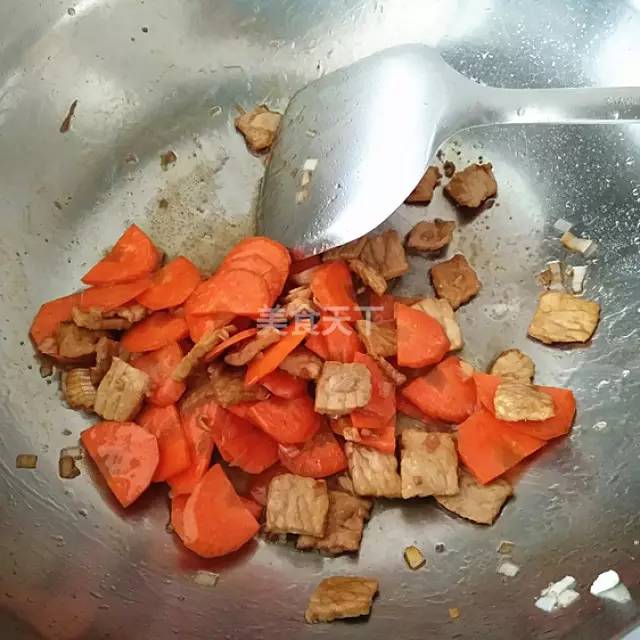 美食做法大全菜谱，美食大全菜谱做法（七种蘑菇最有营养吃法大公开）