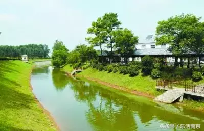 奁怎么读什么意思，奁怎么读 拼音（南京一读就错的20个地名）