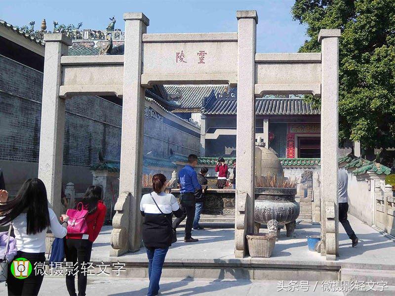 上香的示意图的解释，上香图解和图的解释（肇庆市德庆县龙母神庙上香祈福）