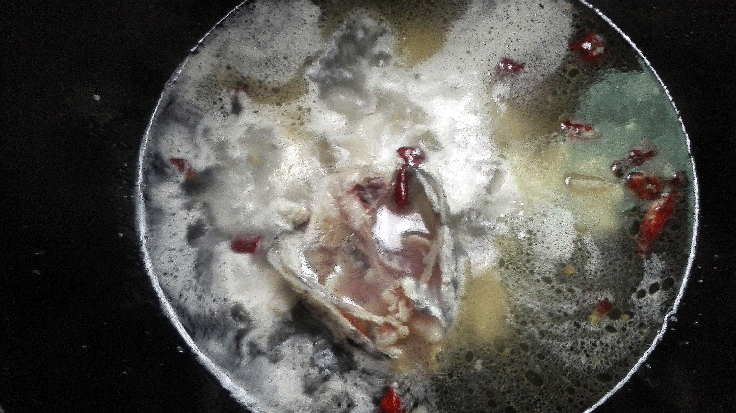 黑鱼身上的粘液怎么去除，黑鱼身上粘液怎么去掉（有它你就能吃两大碗米饭了！）