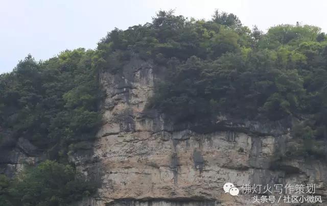 如何形容光雾山景色，如何形容光雾山景色很美（四川光雾山感悟）