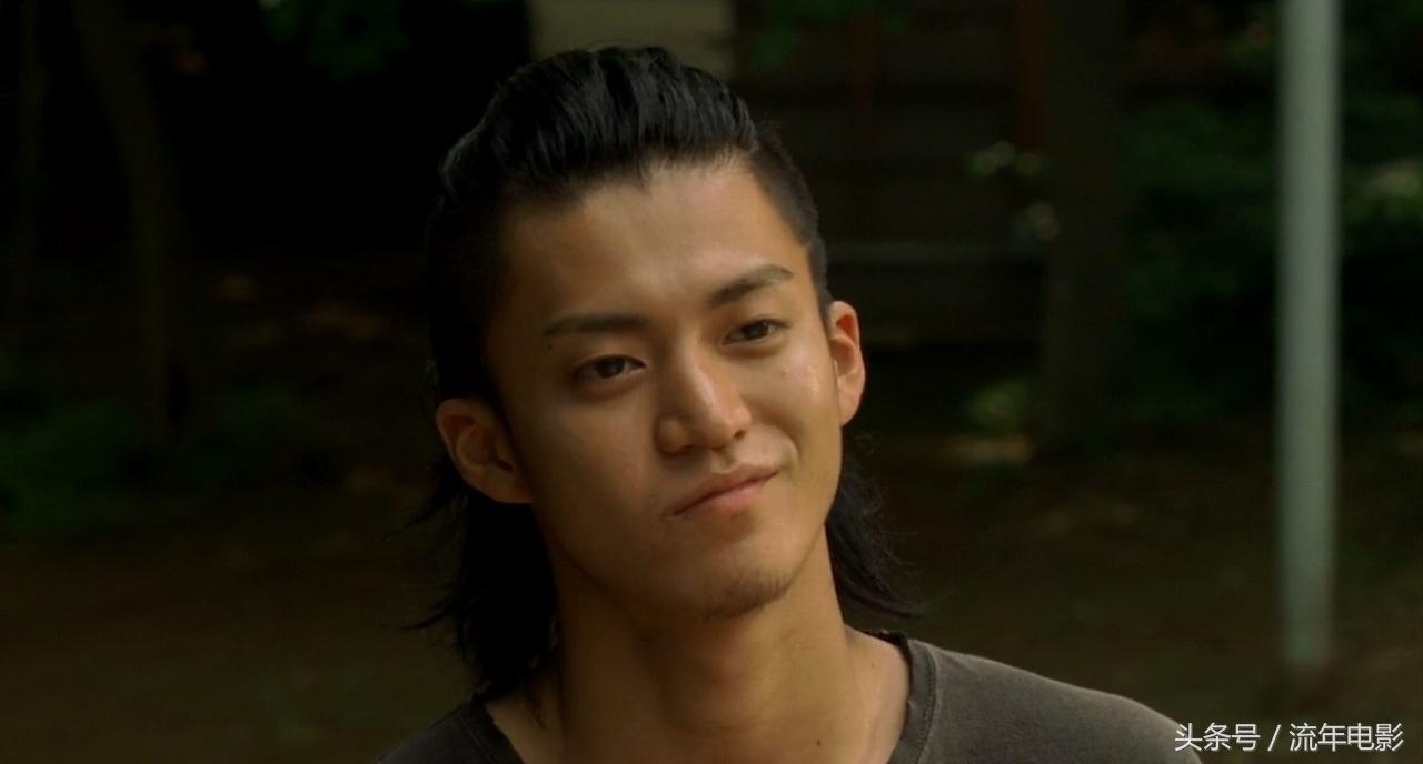 芹泽多摩雄的扮演者，芹哲多摩雄演员（盘点《热血高校》角色现状Ⅰ）