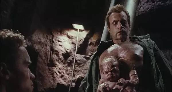 如何评价查理考夫曼的剧本功力，查理考夫曼代表作（还是服这些好莱坞电影）