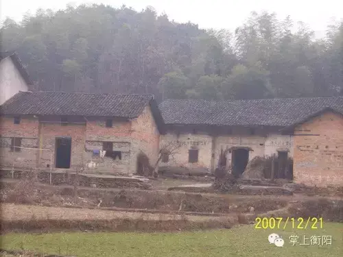 衡阳话骂人顺口溜，衡阳方言骂人（正宗衡阳土话——普通话对照表）