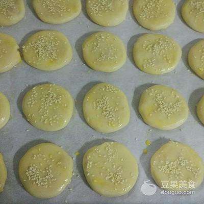 金丝肉松饼的配方，金丝肉松饼的配方是什么（金丝肉松饼的做法）