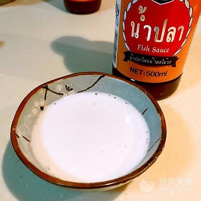 泰国冬阴功汤的做法，泰国冬阴功汤的做法鸡爪（泰式冬阴功汤的做法）