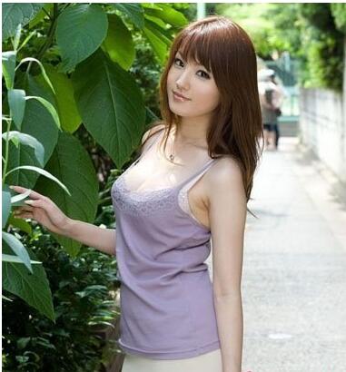 中长发圆脸烫什么发型好看，圆长脸适合烫什么发型（佐佐木希中长卷发更是卡哇伊不要不要的）