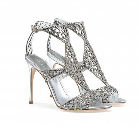 caucedo,caucedo是哪个国家的(水晶鞋的故事)