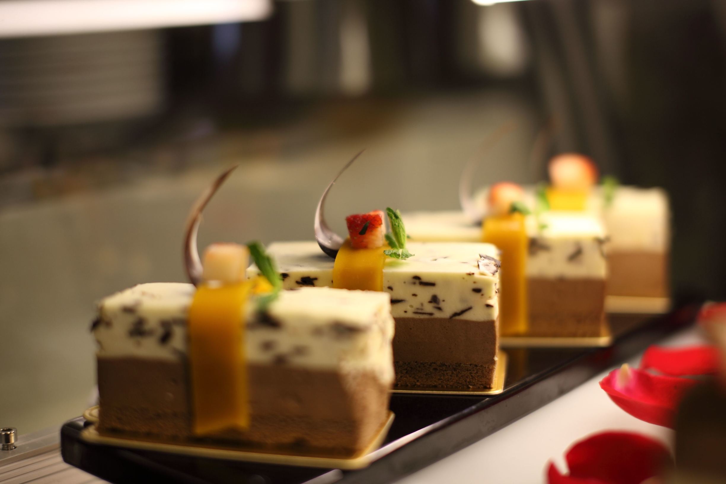 慕斯是什么意思，化妆品慕斯是什么意思（今天终于知道什么是慕斯蛋糕了）