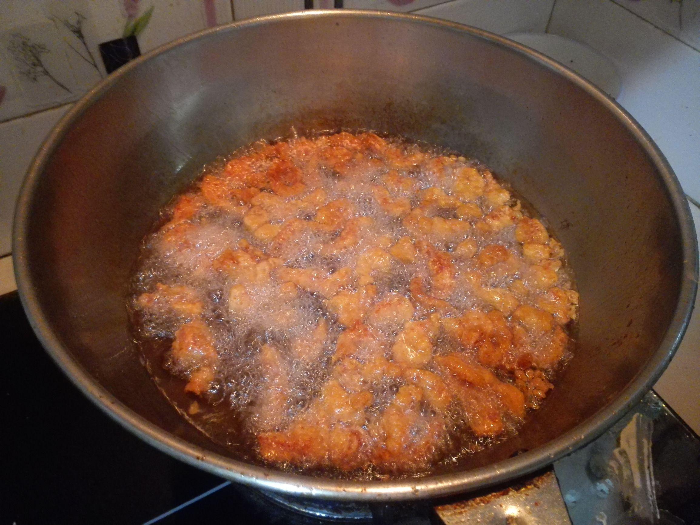 正宗山东酥肉的做法，山东酥肉的家常做法（正宗山东酥肉原来是这样滴）