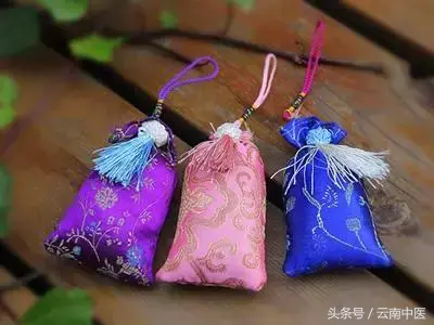 芍药花的功效与作用，芍药花的作用（药用芍药）