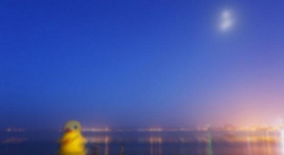 散光中的世界是怎样的，400度散光的人没带眼镜看到的世界是这样的