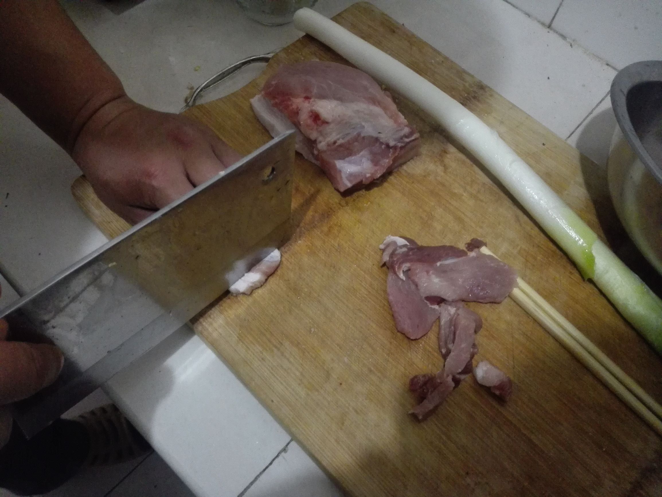 正宗山东酥肉的做法，山东酥肉的家常做法（正宗山东酥肉原来是这样滴）