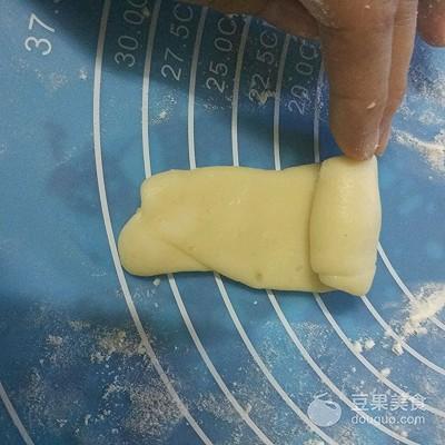 金丝肉松饼的配方，金丝肉松饼的配方是什么（金丝肉松饼的做法）