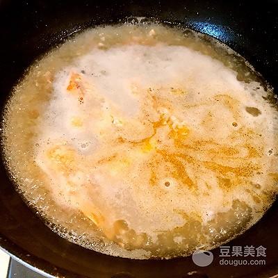 泰国冬阴功汤的做法，泰国冬阴功汤的做法鸡爪（泰式冬阴功汤的做法）