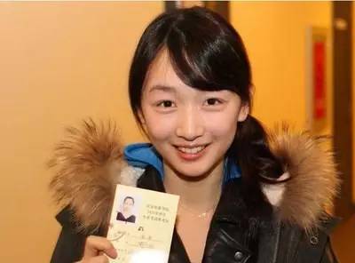 周冬雨和林更新合作了哪部电影，林更新和周冬雨电视剧（她将成为新一代“小妞电影”代言人）