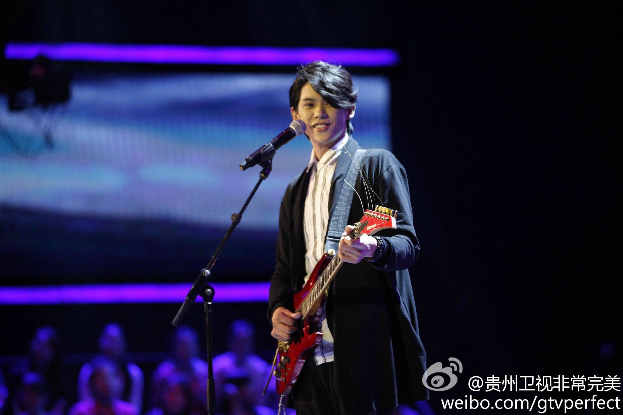 非常完美陆钧彦淼淼，《非常完美》明明是欺骗人的.台上那些男生怎么还那么开心.收了坑（假相亲节目真网红制造机）