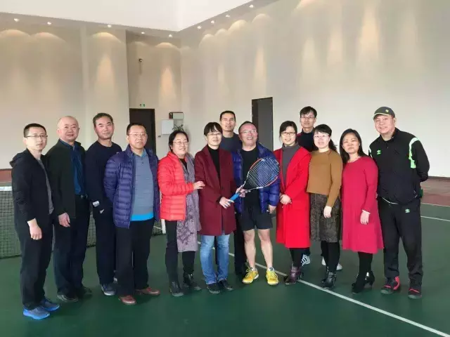 网球中的甜区是什么意思，网球拍的甜区和甜点（网球的救赎）