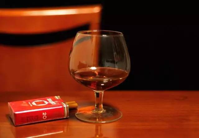 拔牙后吃什么食物最好，拔牙后吃什么（这里有份食谱请你收藏）