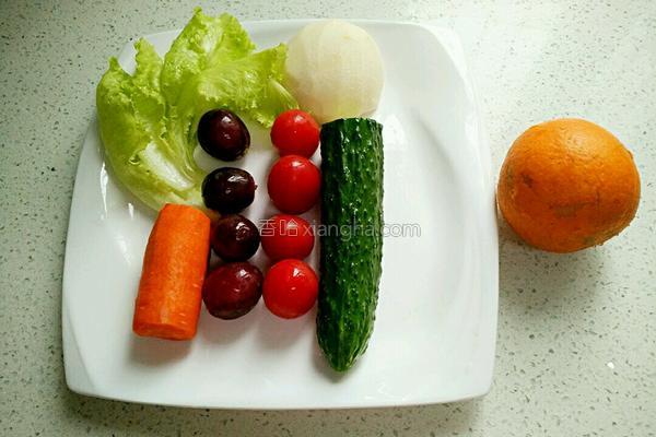 蔬菜沙拉的做法，蔬菜沙拉家常简单做法（收好这份蔬菜沙拉做法大全）