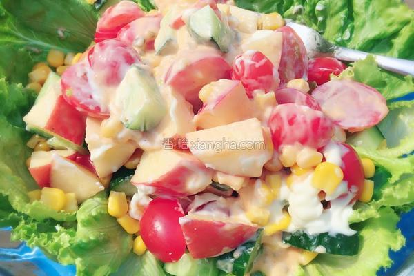 蔬菜沙拉的做法，蔬菜沙拉家常简单做法（收好这份蔬菜沙拉做法大全）