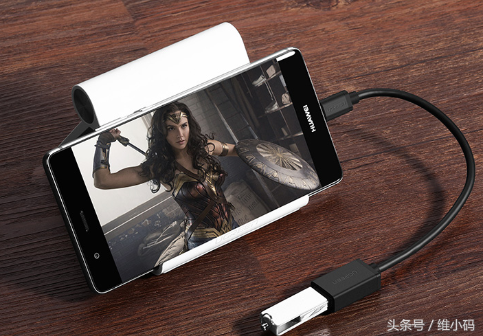 u盘在手机上怎么读取，怎样用手机读取U盘文件（这三种办法是如何让手机读取U盘照片和视频的）