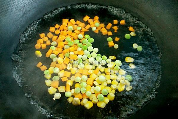 蔬菜沙拉的做法，蔬菜沙拉家常简单做法（收好这份蔬菜沙拉做法大全）