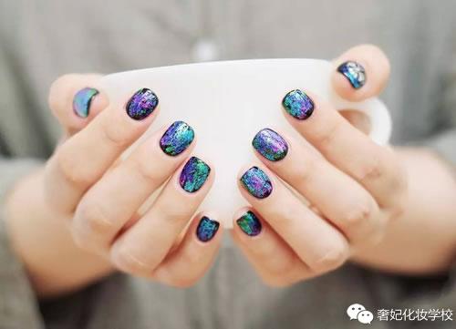 指甲五种形状的教程，简单的指甲图案画法（26款质感美甲图鉴）