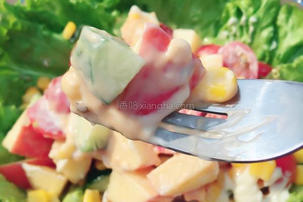 蔬菜沙拉的做法，蔬菜沙拉家常简单做法（收好这份蔬菜沙拉做法大全）