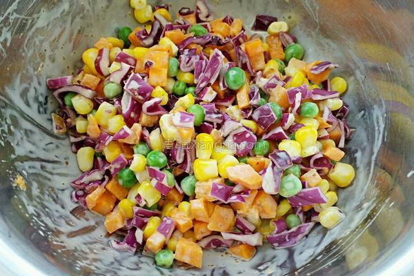 蔬菜沙拉的做法，蔬菜沙拉家常简单做法（收好这份蔬菜沙拉做法大全）