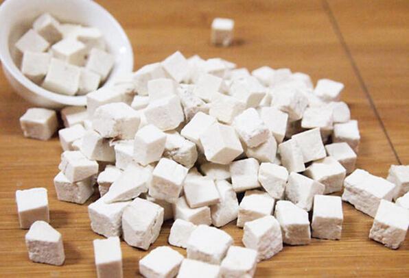 茯苓荷叶茶的功效，陈皮荷叶茶的功效与作用有什么（你需要学会做的一道汤）