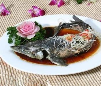 红烧中华鲟鱼家常做法，鲜嫩入味超下饭，简单几步轻松搞定美味大餐